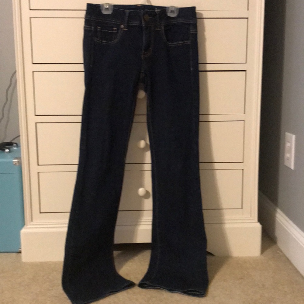 American Eagle super stretch boot cut blue jeans